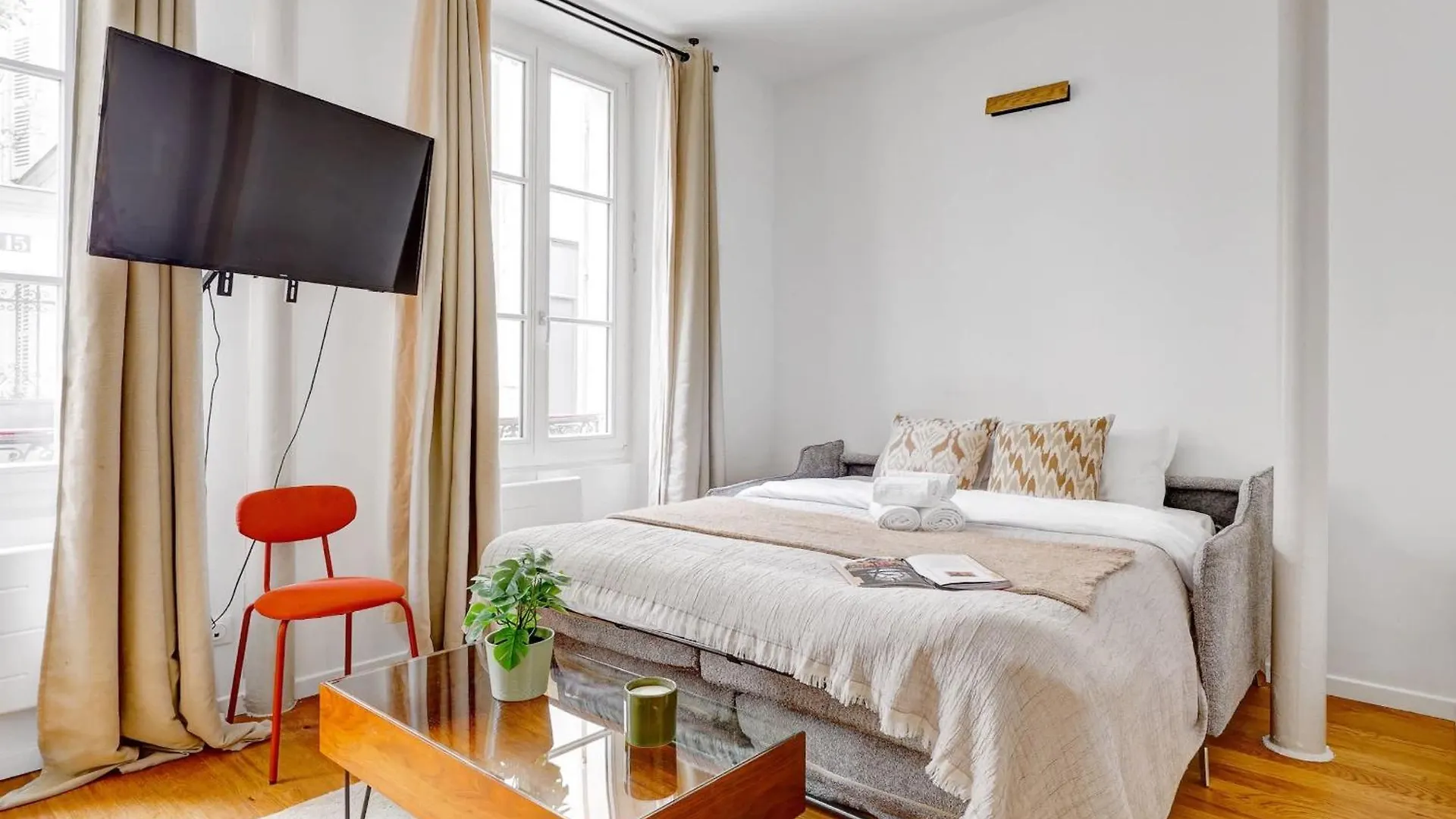Chic 1Br Eiffel Tower & Rue Gros Caillou Apartment Paris